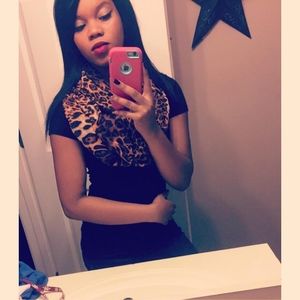 Meet your Posher, Brynae